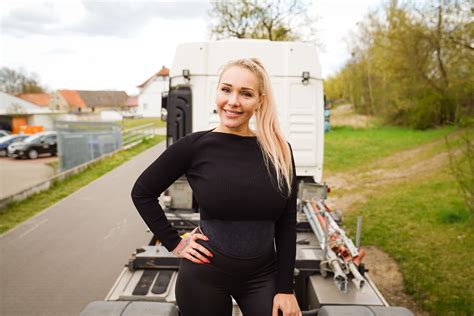 trucker babes sabrina